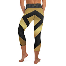 Load image into Gallery viewer, Gold Lining Yoga Capri Leggings