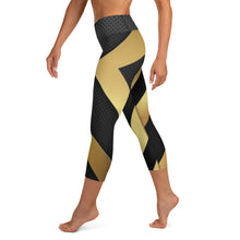 Load image into Gallery viewer, Gold Lining Yoga Capri Leggings