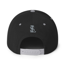 Load image into Gallery viewer, Snapback Hat - Platinum